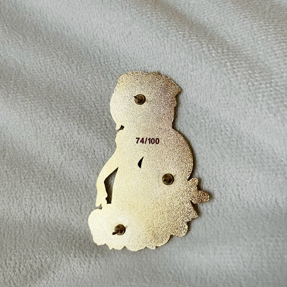 💚SOLD💚Fantasy dream pin Jasmine - Picture 2 of 2